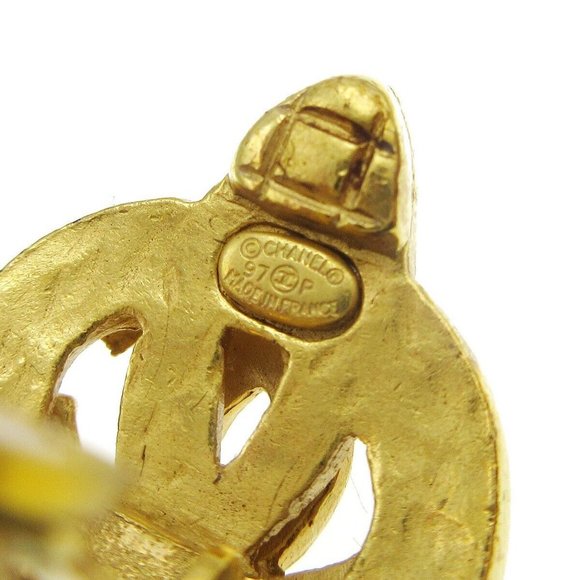 Auth CHANEL CC Logos Button Heart Motif Earrings Gold-plated Clip-On - Picture 5 of 8